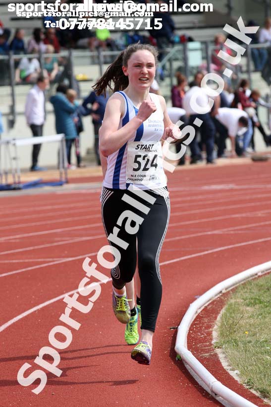 Girls under-15s and womens under-17s 3000 metres, North Eastern Track and Fields Champs., Middlesbrough. Photo: David T. Hewitson/Sports for All Pics
